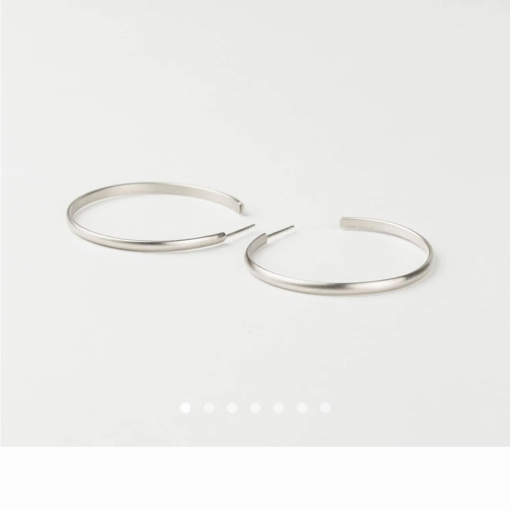 GLDN Naomi Hoops Silver
